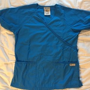 UA scrub top